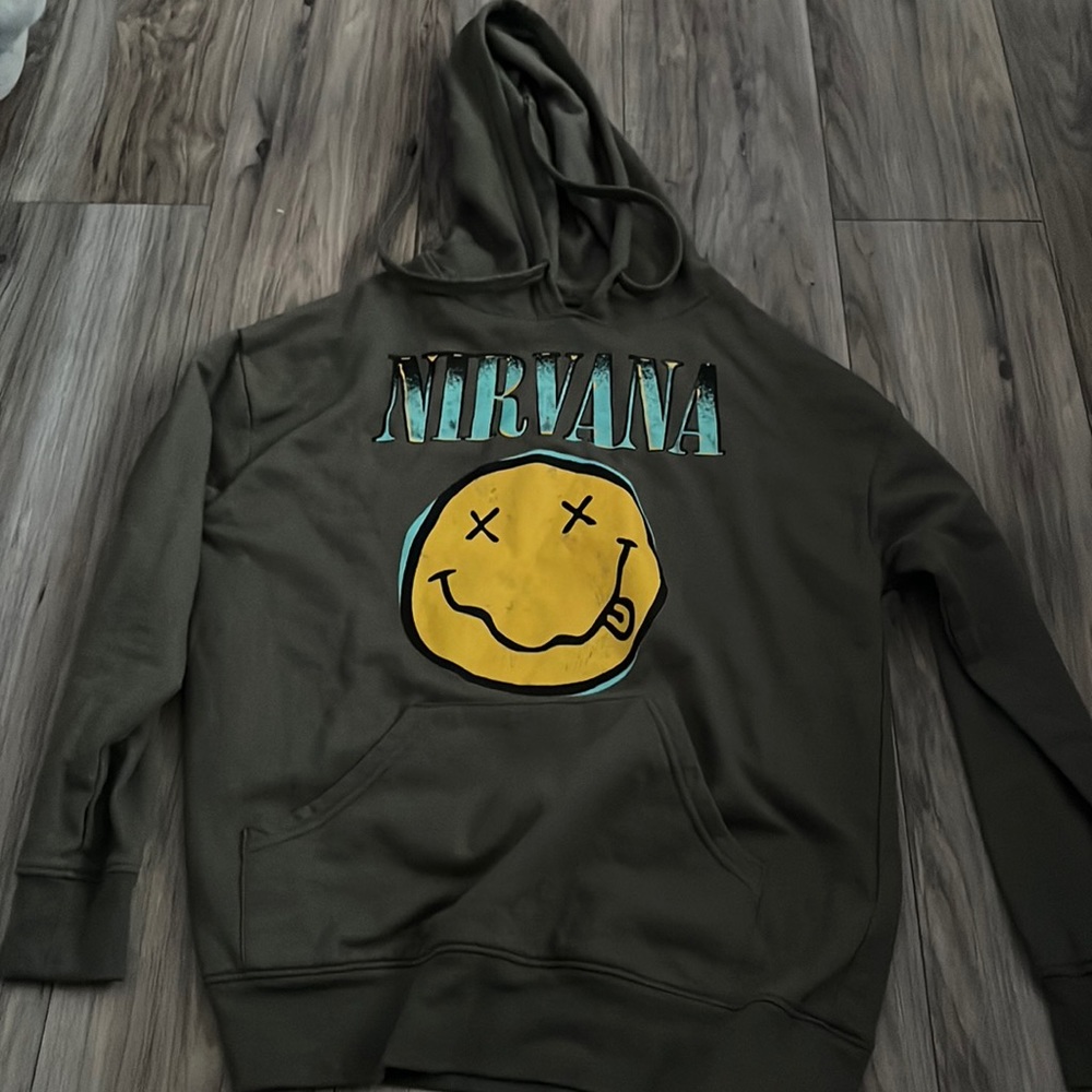 nirvana hoodie,green,runs in Xtra small,used
